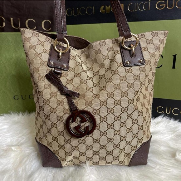 Gucci Handbags - 💎✨Beautiful✨💎Beige Dark Brown Jacquard Leather Handbag